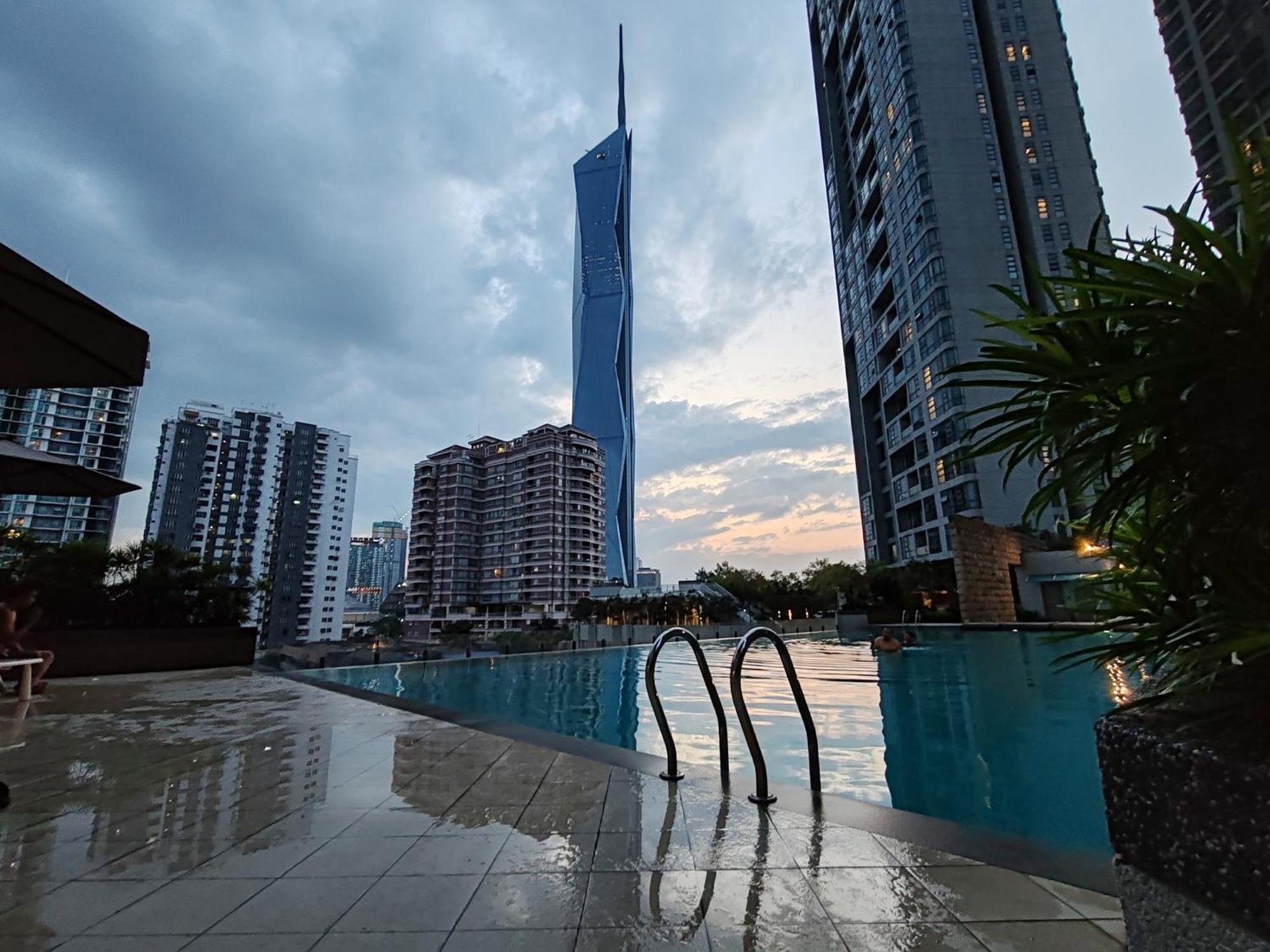 No Other Fee - Swiss Garden By The Boston House Kuala Lumpur Buitenkant foto