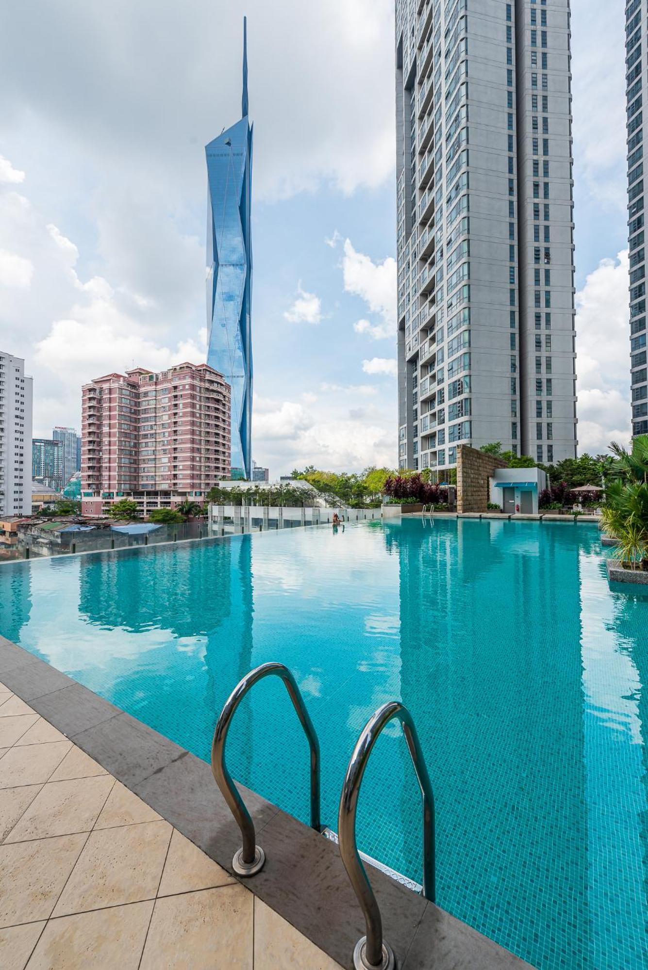 No Other Fee - Swiss Garden By The Boston House Kuala Lumpur Buitenkant foto